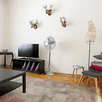 Tomas\'S Apartment